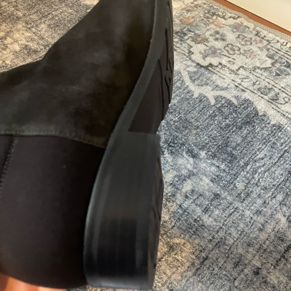 Stuart Weisman Eloise 30 Black and Gray Boot | 8.5 - Picture 2 of 11